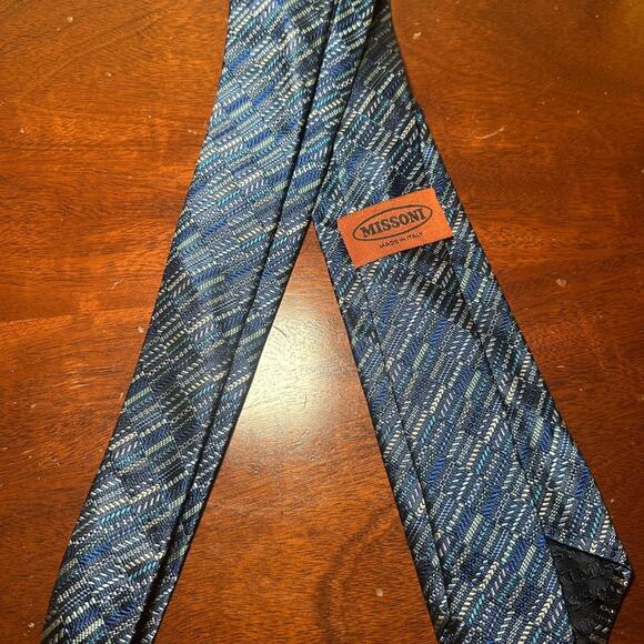MISSONI - Blue and Silver Irregular Stripes Pattern 100% Silk Tie